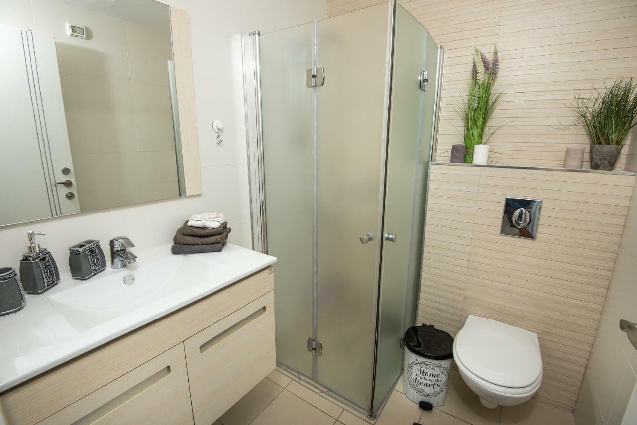 Bat Yam Luxery 5Br Sea View Suite Екстер'єр фото